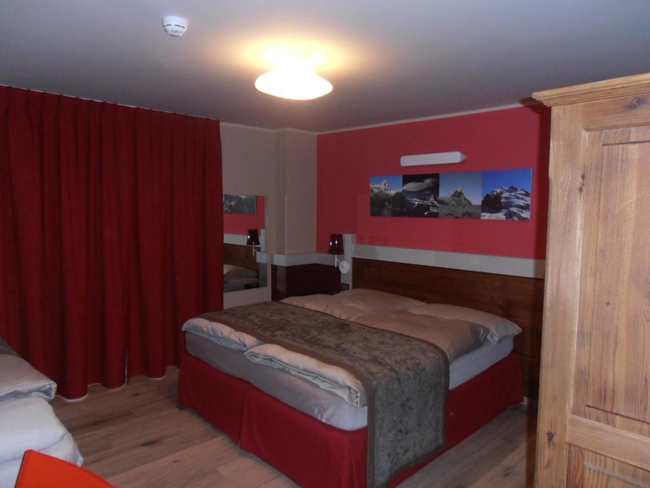Hotel Lyskamm Breuil-Cervinia Eksteriør billede