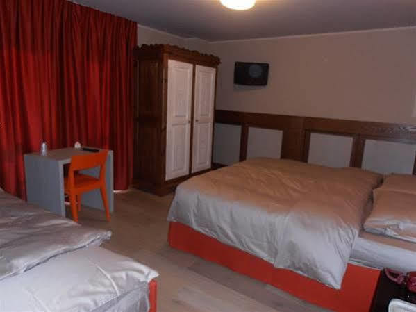 Hotel Lyskamm Breuil-Cervinia Eksteriør billede